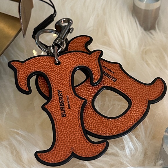 🆕 BURBERRY Calf Grain Leather Bag Charm/Keychain, Made in Italy. NWT - Picture 5 of 12